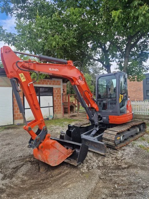 Mini-pelle Kubota KX 155 (2013) – 5,2 t – Prête à travailler