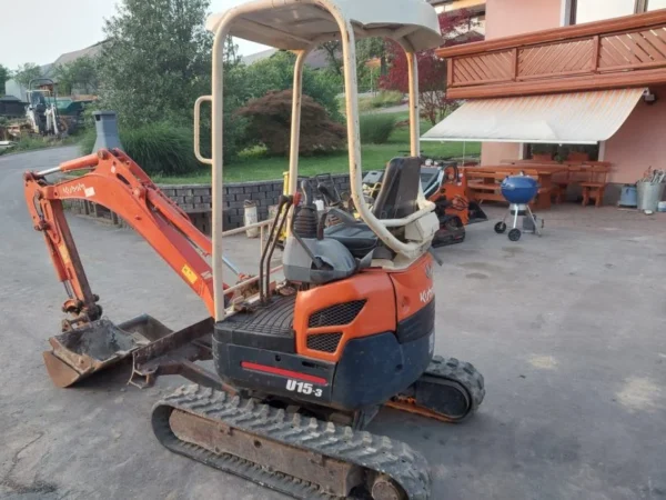 Mini-pelle Kubota U15-3 (2005) – 1,6 t – Zéro déport