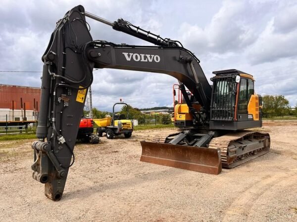 Pelle sur Chenilles VOLVO ECR355 – 2021