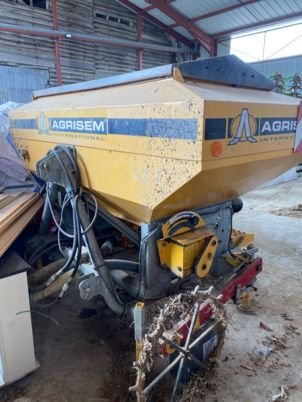 🚜 Trémie Frontale AGRISEM NS 1900 – Capacité 1 900 L